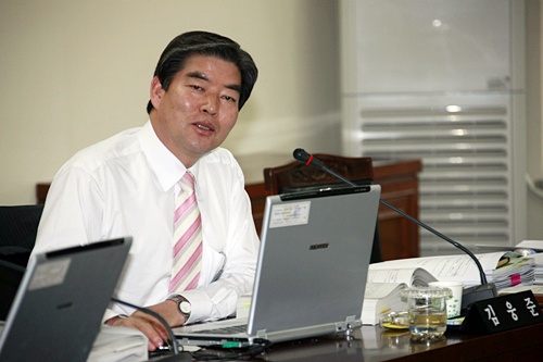 본예산안심사