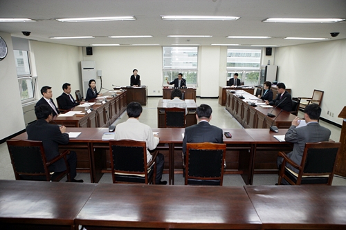 의회운영위원회 1차 회의