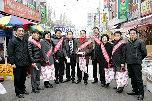 교섭단체[새누리당] 설맞이 전통시장 활성화 캠페인