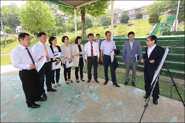 167연대 이전부지, 광명동굴 방문