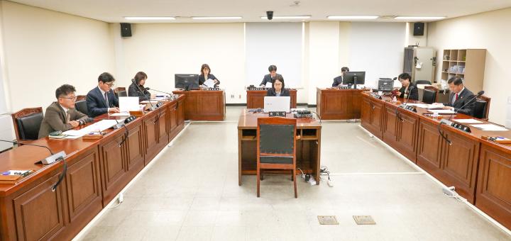 제301회 임시회 의회운영위원회 회의