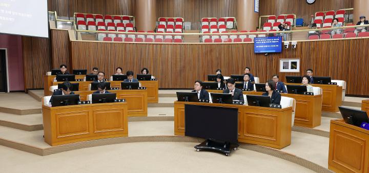 제305회 임시회 제2차 본회의