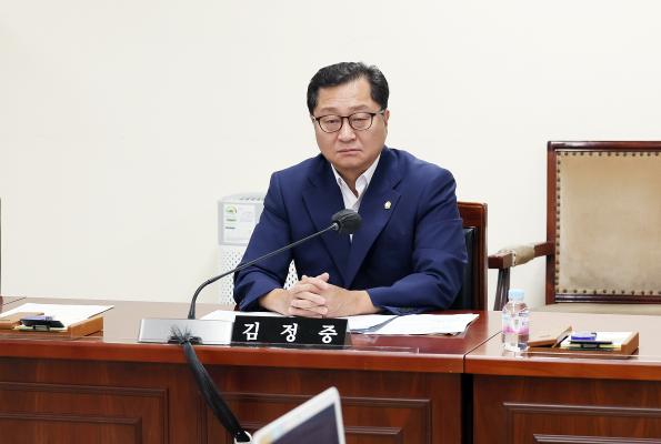 제305회 임시회 의회운영위원회 회의