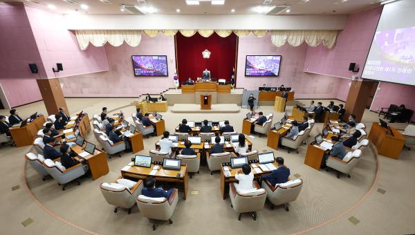 제303회 정례회 제1차 본회의